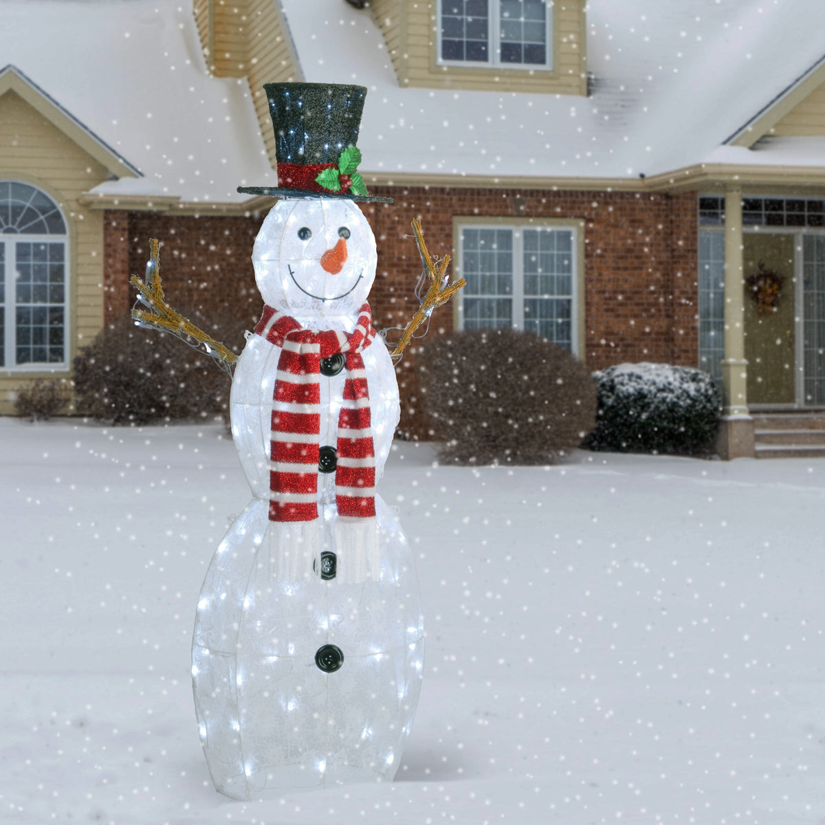 Pre Lit Snowflake Fabric Snowman, 122 cm