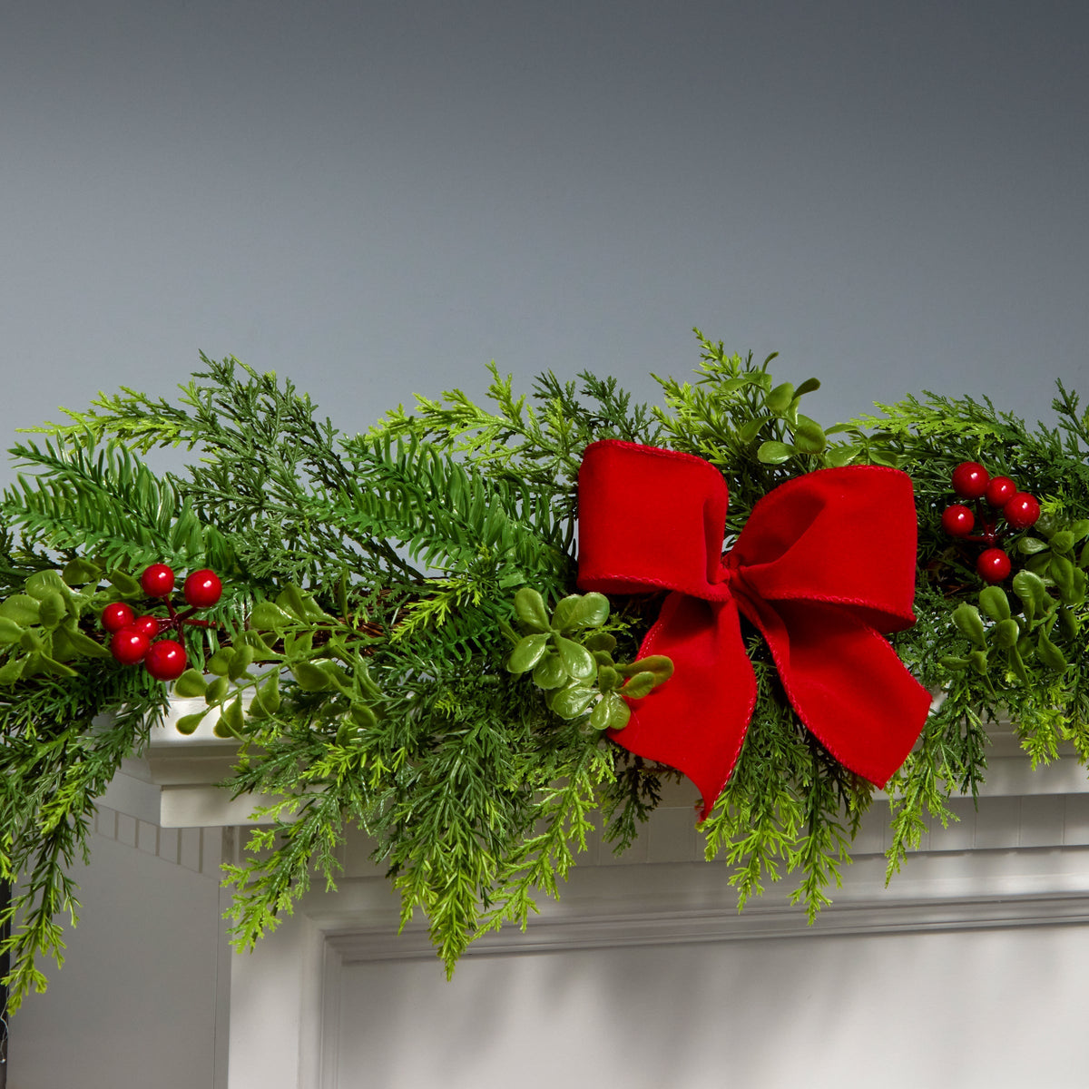 Classic Christmas Garland, 1.8 m