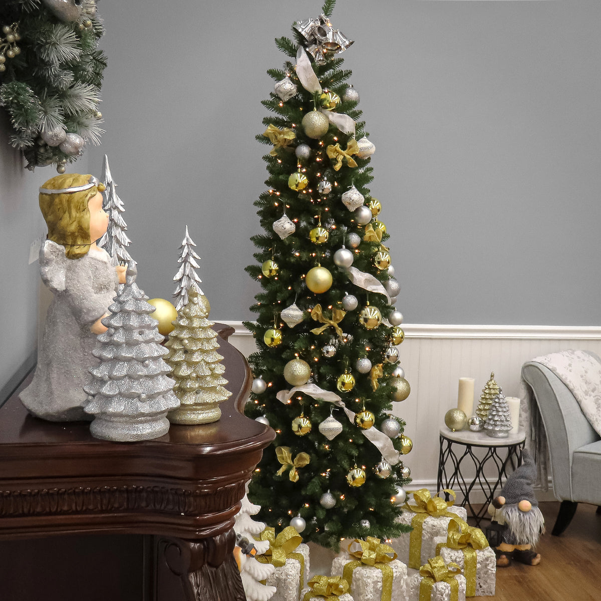 9ft Pre Lit Pencil Fir Christmas Tree, 500 Clear Lights