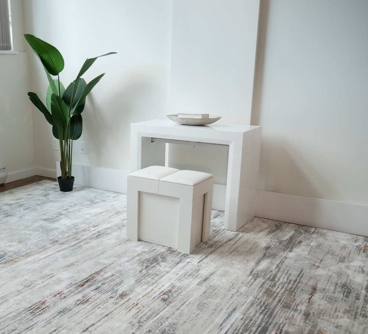 Bench in a Box, Expands to Seat 5