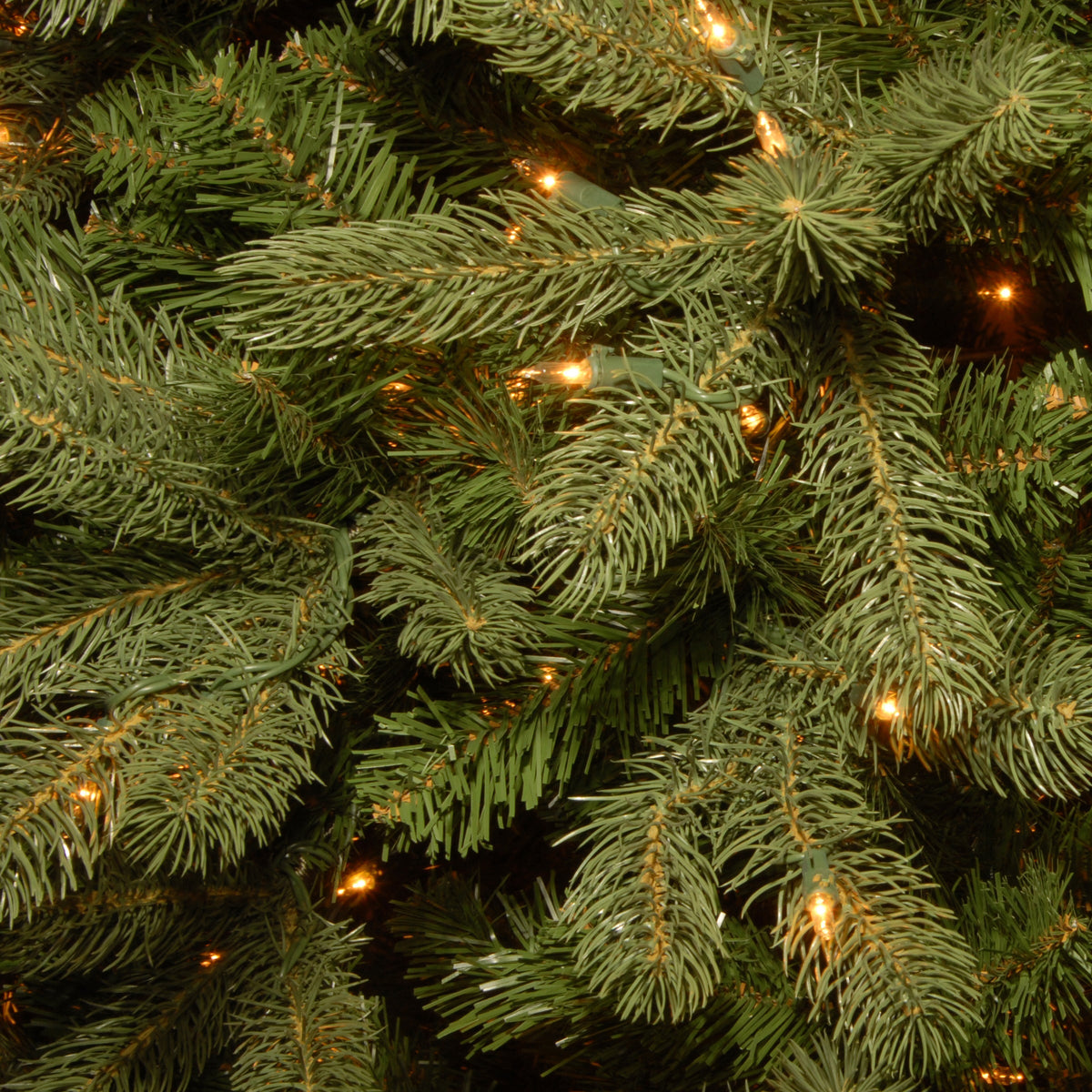 7ft Pre Lit Realistic Downswept Douglas Fir, 700 Clear Lights