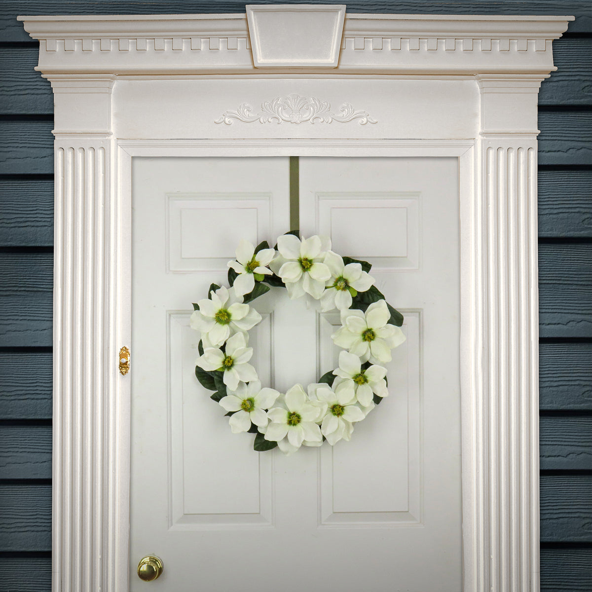 Magnolia Flower Wreath, 61 cm