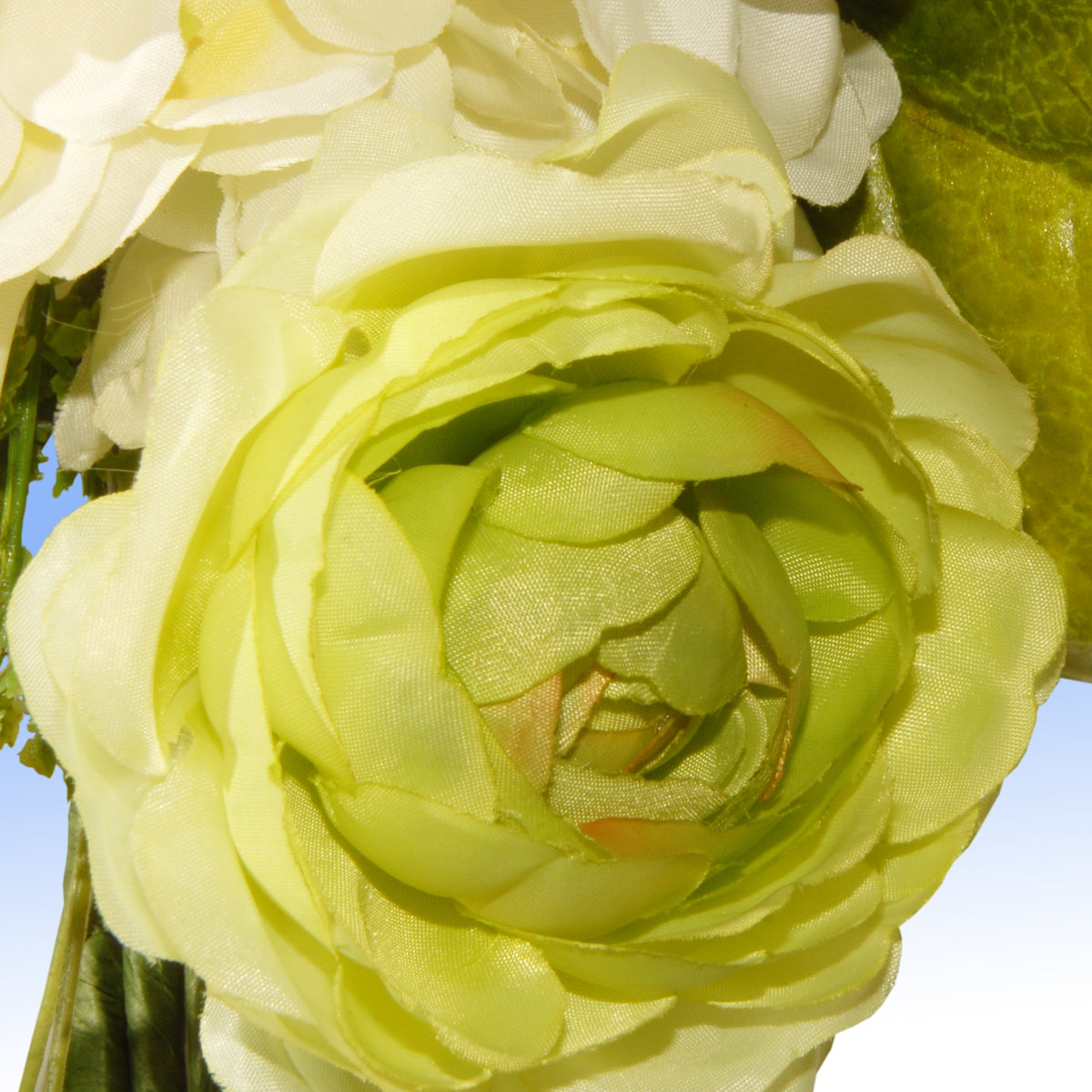 Artificial Floral Garland with Roses and Hydrangeas, 122 cm
