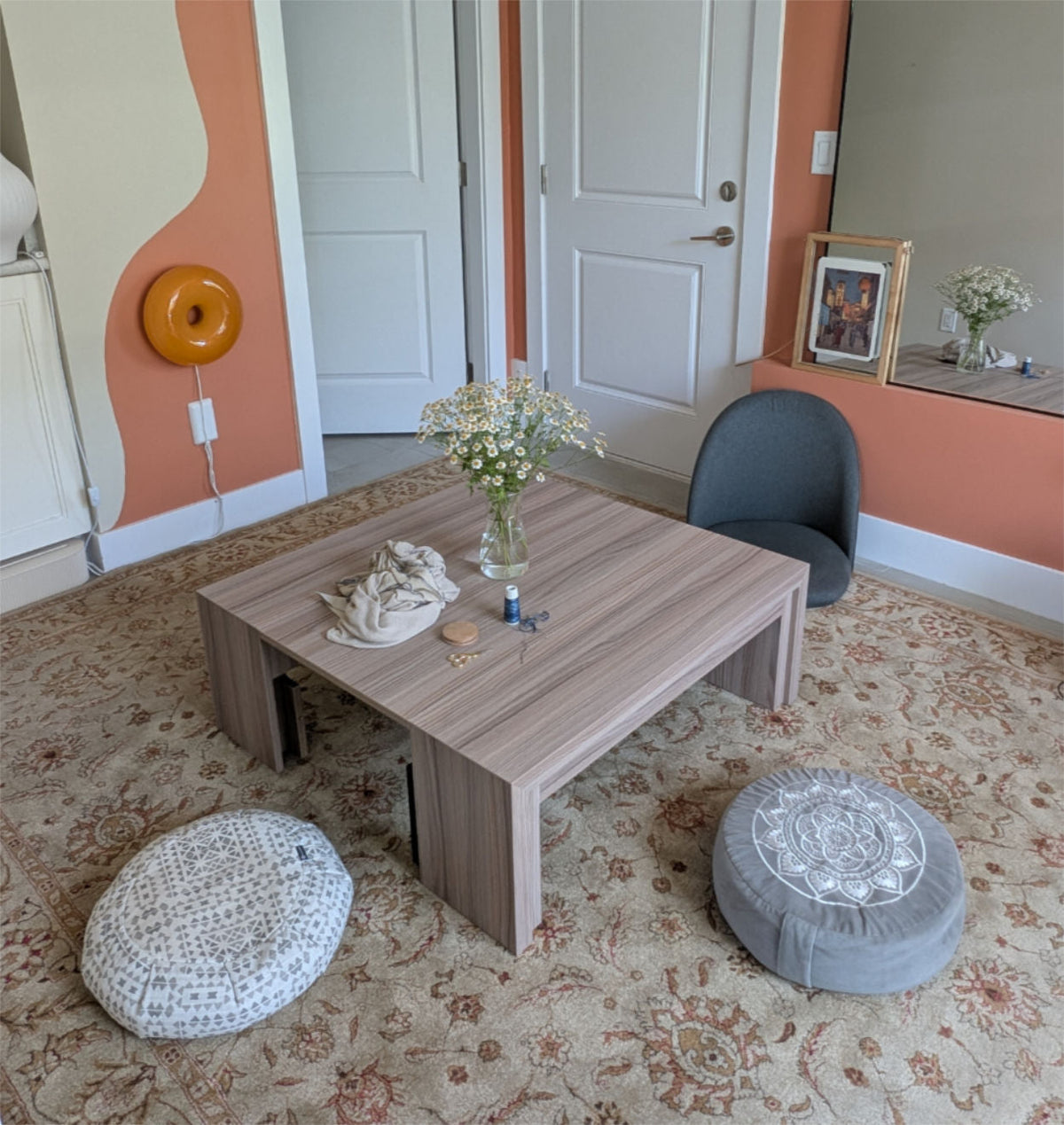 Low Extending Floor Dining Table, 1 to 5 Leaves