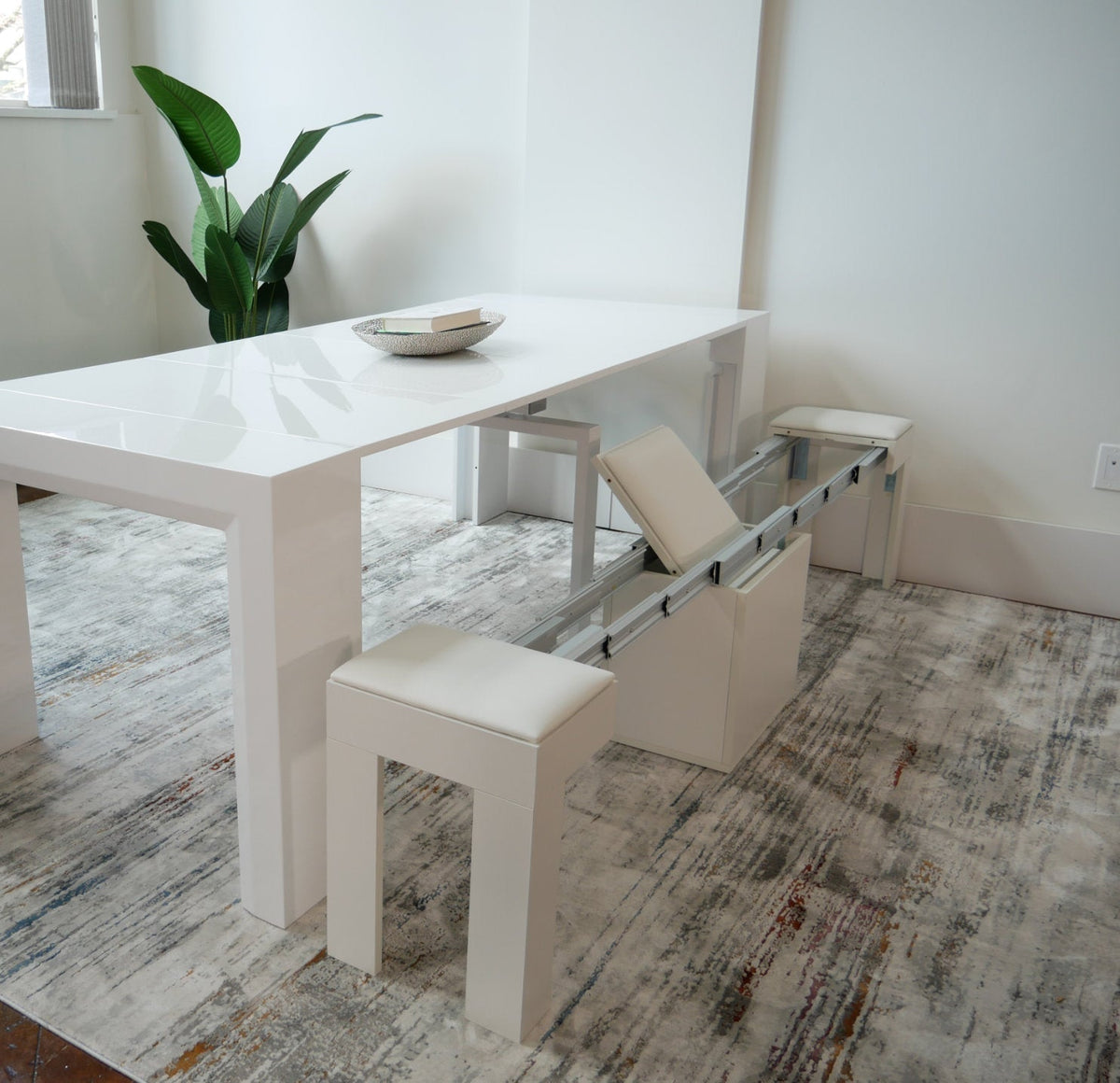 Bench in a Box, Expands to Seat 5